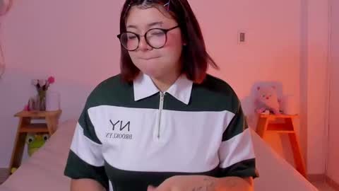 Snapshot of marcy_grey chatting on March 10, 3:20 pm danna online show from March 10, 3:20 pm