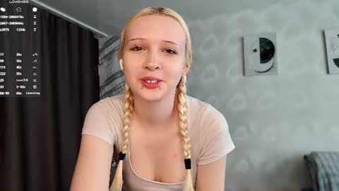 Snapshot of margaretasey chatting on July 9, 1:20 am Margaret online show from July 9, 1:20 am