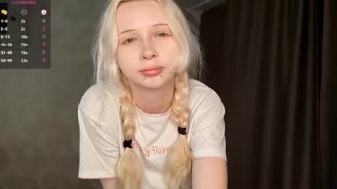 Snapshot of margaretasey chatting on July 15, 12:27 am Margaret online show from July 15, 12:27 am
