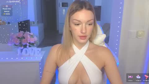 Snapshot of margaretsweet1 chatting on September 14, 11:37 pm Margaret online show from September 14, 11:37 pm