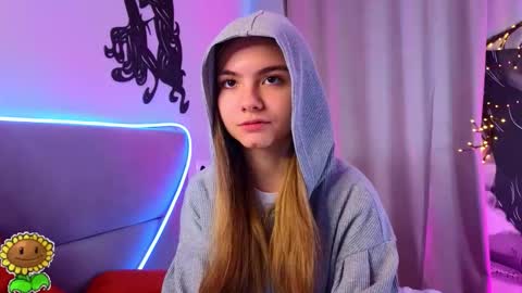 Call me Margie33 online show from March 5, 8:43 am