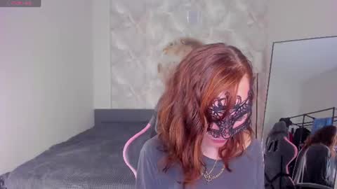 Margo Kellly online show from July 2, 10:05 pm