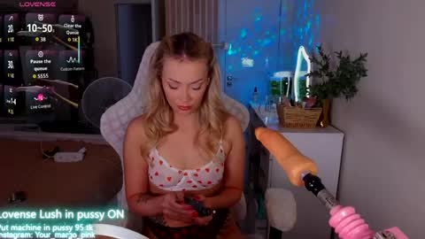 Snapshot of margohotty chatting on June 9, 4:57 am Margo for you online show from June 9, 4:57 am
