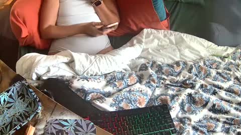 Snapshot of margolane chatting on September 14, 8:08 pm Elle online show from September 14, 8:08 pm