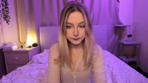 Snapshot of margorozentals chatting on September 15, 8:20 pm Margo online show from September 15, 8:20 pm