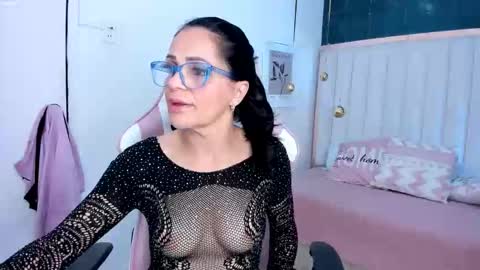 Margot  online show from February 2, 12:59 pm