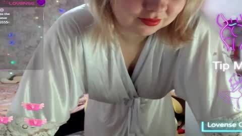 Mari online show from February 28, 3:26 am