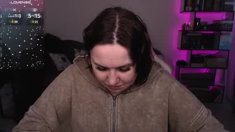 mari moore online show from February 3, 8:13 am