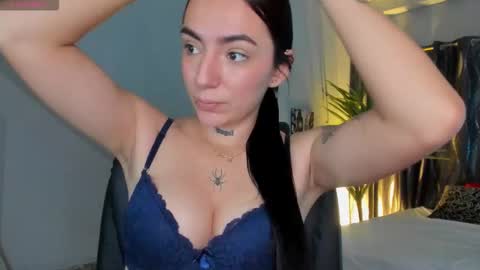 mari_salgado online show from October 7, 11:40 am