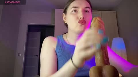 Snapshot of maria_bowie chatting on May 21, 6:09 am Maria online show from May 21, 6:09 am