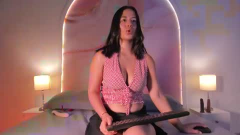 Maria  online show from July 25, 11:08 am