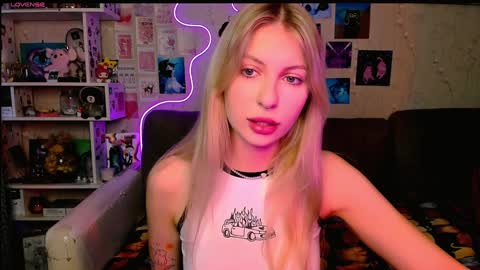 Snapshot of maria_hunt chatting on December 14, 3:18 am Maria online show from December 14, 3:18 am