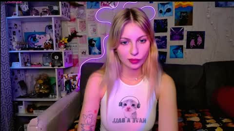 Snapshot of maria_hunt chatting on December 20, 3:47 am Maria online show from December 20, 3:47 am