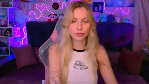 Snapshot of maria_hunt chatting on October 17, 3:42 am Maria online show from October 17, 3:42 am