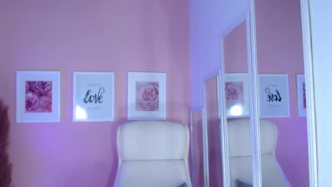 Snapshot of maria_jones chatting on December 26, 4:36 pm  Instagram soymj01 online show from December 26, 4:36 pm