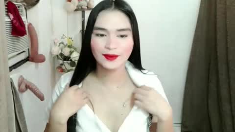 Snapshot of maria_laboxxx chatting on October 19, 12:55 am Marga online show from October 19, 12:55 am