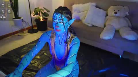 Snapshot of maria_petit chatting on October 31, 10:33 pm M. online show from October 31, 10:33 pm