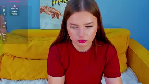 Snapshot of maria_reiiden chatting on October 12, 8:13 am maria_reiiden online show from October 12, 8:13 am