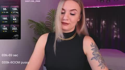 Snapshot of maria_shy_lii chatting on October 4, 6:33 am maria_shy_lii online show from October 4, 6:33 am