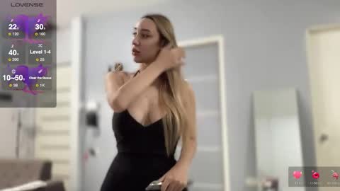 Snapshot of maria_sopia18 chatting on January 7, 7:44 am Sopia Nicart online show from January 7, 7:44 am