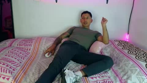 Maria Paula  online show from October 15, 4:45 am