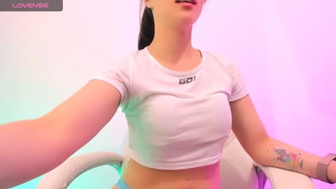 Snapshot of mariaan_m chatting on December 3, 11:02 pm Leidy online show from December 3, 11:02 pm