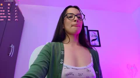 Snapshot of mariaan_m chatting on February 19, 2:01 pm Leidy online show from February 19, 2:01 pm