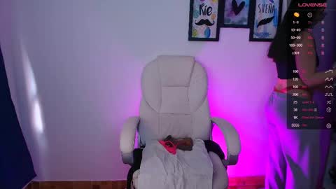 Snapshot of mariaan_m chatting on October 8, 9:01 pm Leidy online show from October 8, 9:01 pm