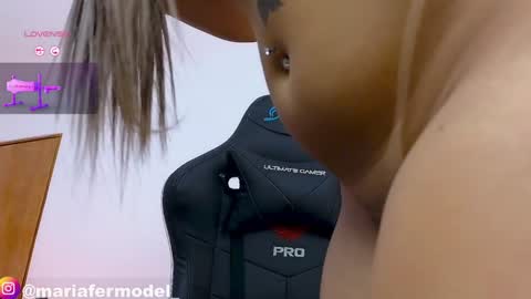 Snapshot of mariafer05 chatting on February 7, 8:42 pm Maria Fer online show from February 7, 8:42 pm