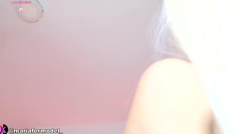 Maria Fer online show from May 20, 4:57 pm