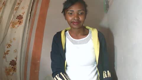 Snapshot of mariah586 chatting on November 24, 6:02 am Maria online show from November 24, 6:02 am