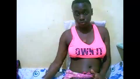 mariah_lovely online show from May 17, 7:32 pm