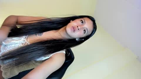mariahah69 online show from March 4, 10:38 pm