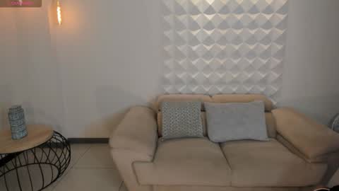 MARIA HERRERA  online show from October 15, 8:53 pm