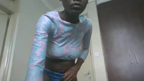mariahsexy4u online show from April 24, 9:23 am