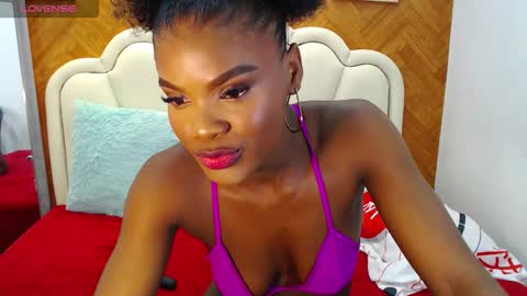 Snapshot of mariahsugarrr chatting on October 5, 6:56 am mariahsugarrr online show from October 5, 6:56 am