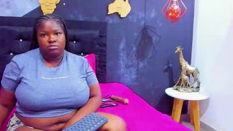  MARIAM online show from December 2, 11:48 am