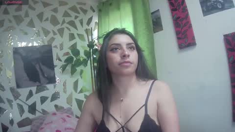 mariam_schubert online show from January 20, 6:32 pm