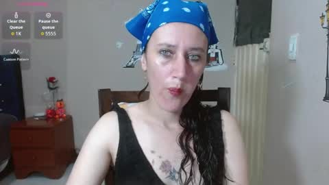 Snapshot of mariam_wish1 chatting on May 13, 4:59 pm mariam_wish1 online show from May 13, 4:59 pm