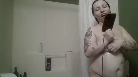 Mariah online show from December 7, 8:49 pm