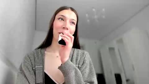 Mariam  online show from June 16, 12:46 am