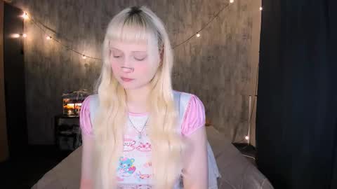 Maria online show from December 15, 4:50 am