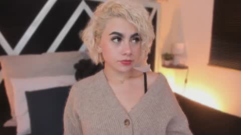 Snapshot of marian_pinzon chatting on December 14, 2:39 am Marian online show from December 14, 2:39 am