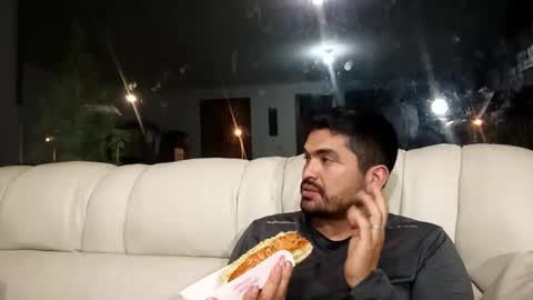 Mariana online show from February 27, 3:39 am