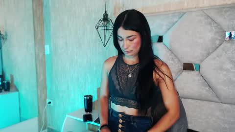 Mariana online show from April 9, 11:48 am