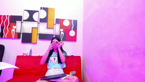 Snapshot of mariana_16_ chatting on February 26, 12:27 am mariana_16_ online show from February 26, 12:27 am