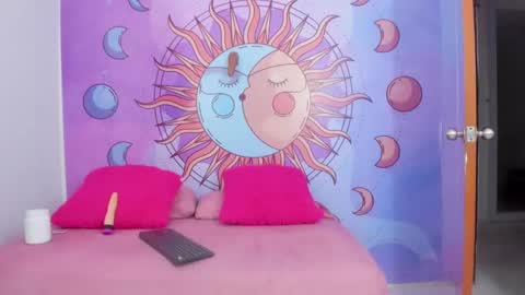 Snapshot of mariana_16_ chatting on September 9, 7:24 pm mariana_16_ online show from September 9, 7:24 pm