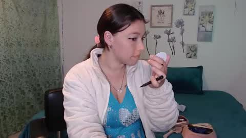 Snapshot of mariana__666 chatting on March 10, 12:18 am mariana__666 online show from March 10, 12:18 am