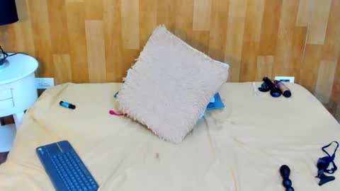 Mariana Angel online show from February 25, 7:14 pm