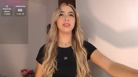 Mariana online show from December 5, 1:47 am